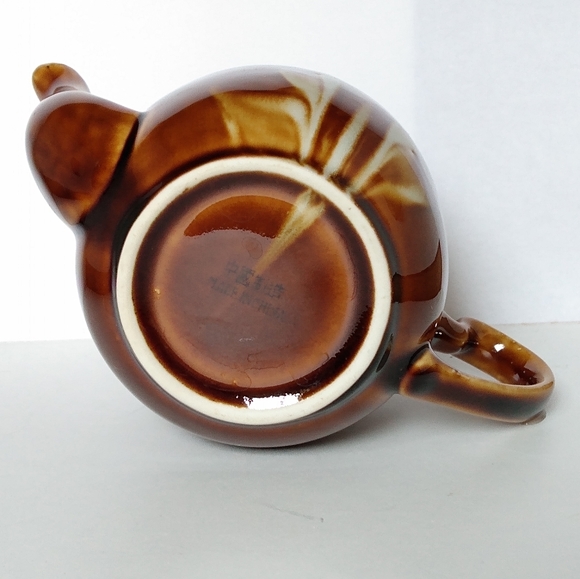 Little Vintage Brown Drip Cream Swirl Glaze Ceramic Tea Pot - Picture 8 of 12